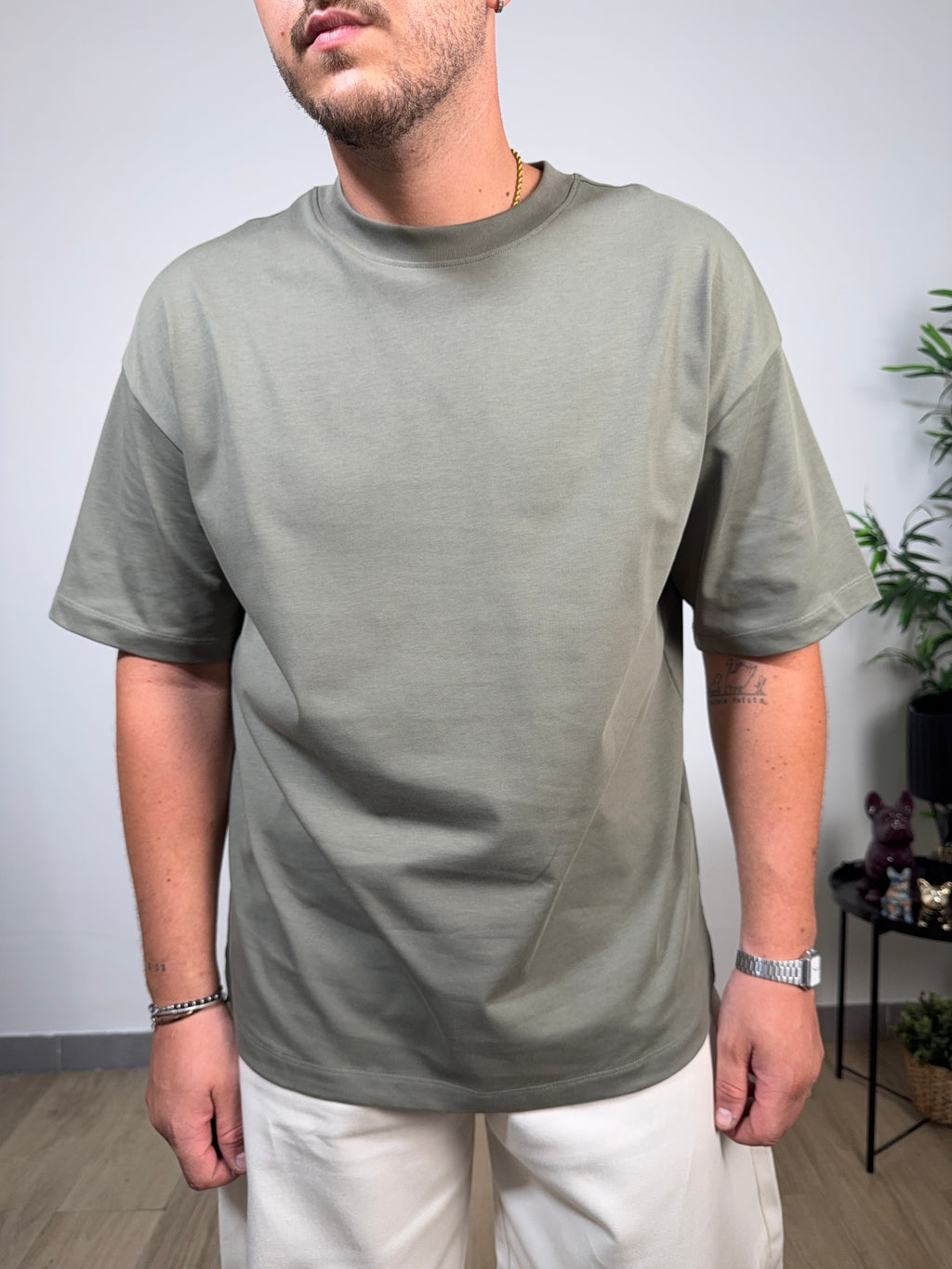 T Shirt 240