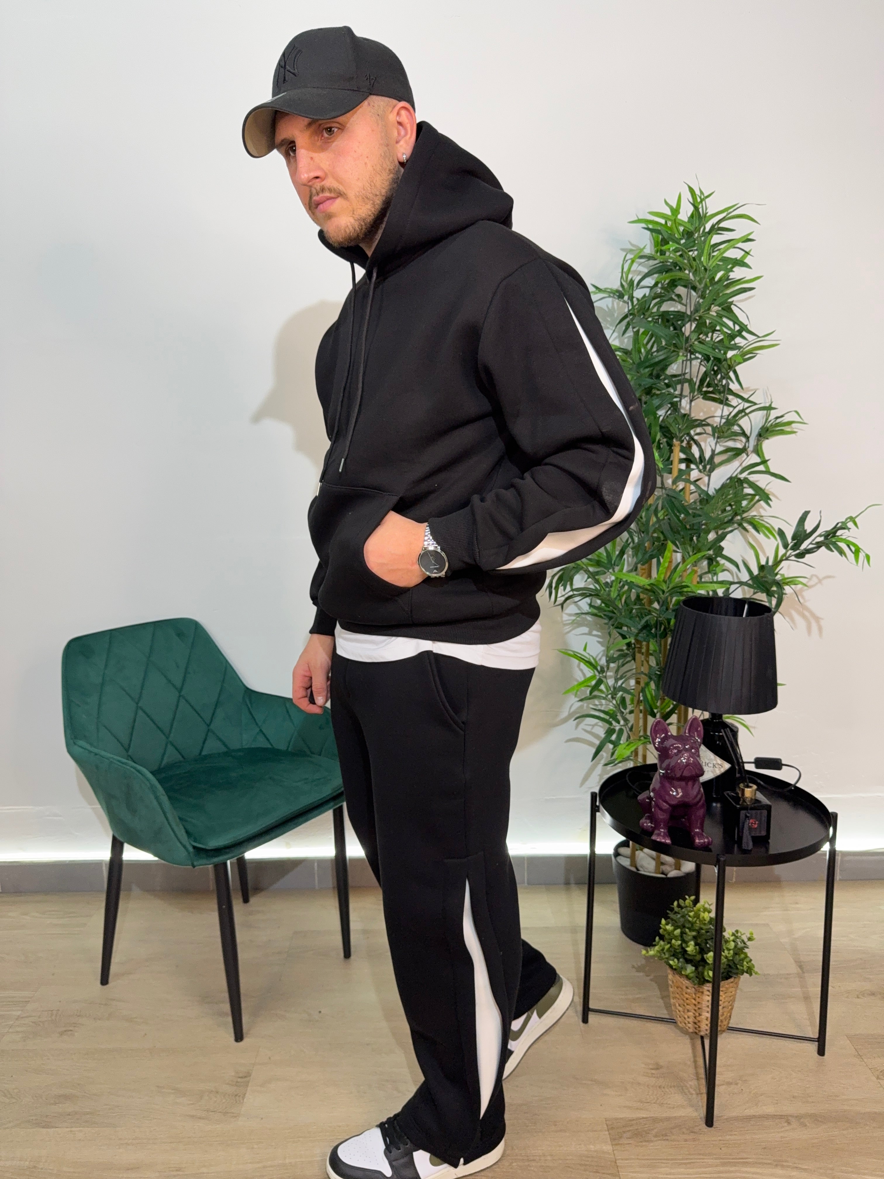 Trucksuit 2.0