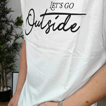 T-Shirt Outside